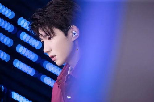 王源最新八卦爆料,神秘女友身份引网友热议